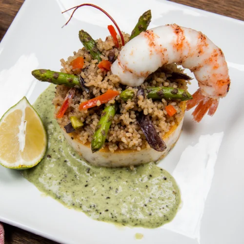 Shrimp Quinoa: Your New Favorite Garlic Shrimp Quinoa Bowl